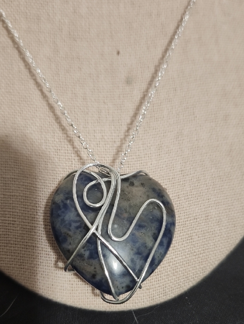 Handmade Serenity Truth Heart Wire Wrapped Necklace - Picture 4 of 5